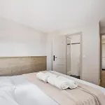 Apartment 75m² Avec Cheminee Proche Pistes, 3 Chambres, Pour 8 Personnes - Fr-1-640-65 *