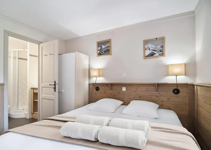 75m² Avec Cheminee Proche Pistes, 3 Chambres, Pour 8 Personnes - Fr-1-640-65